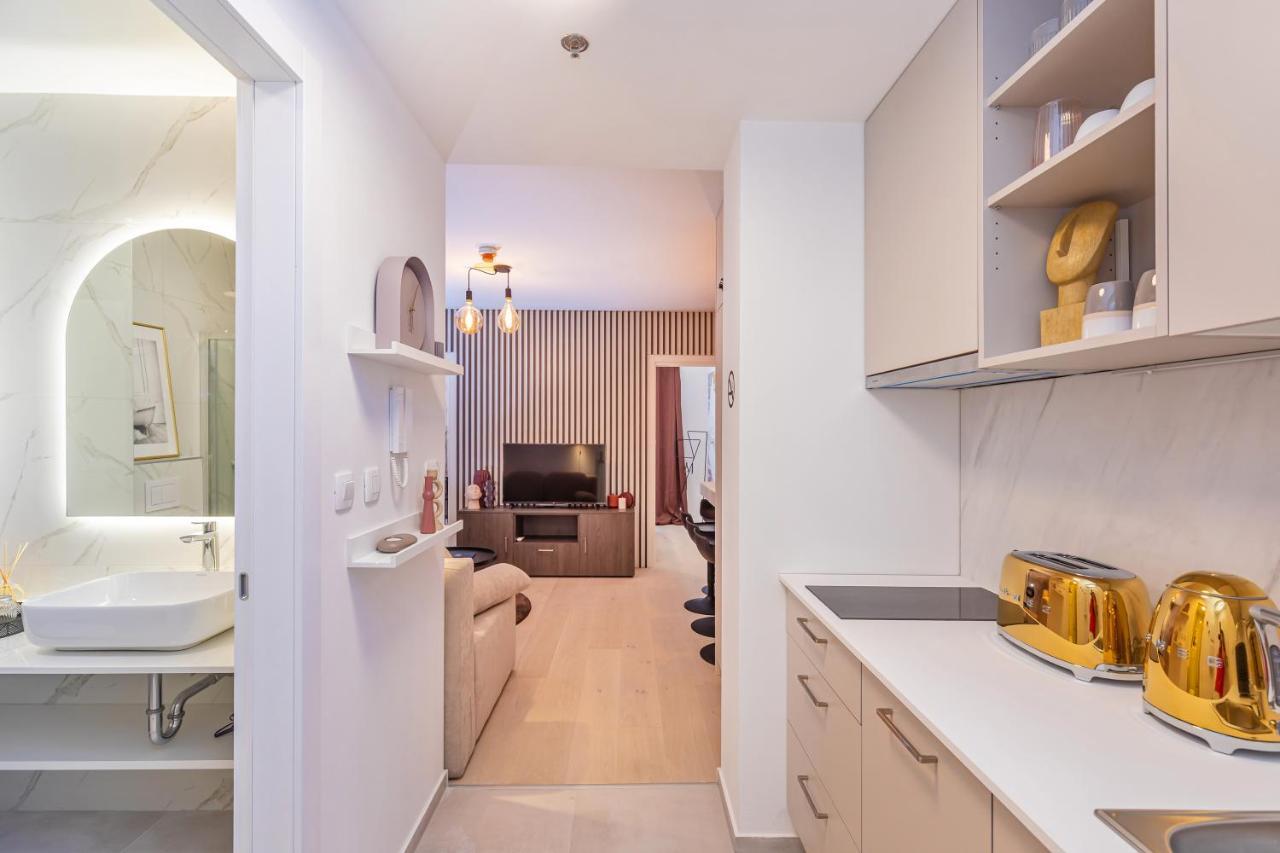 Sunny Lol Port Apartments In The City Centre Дубровник Екстериор снимка