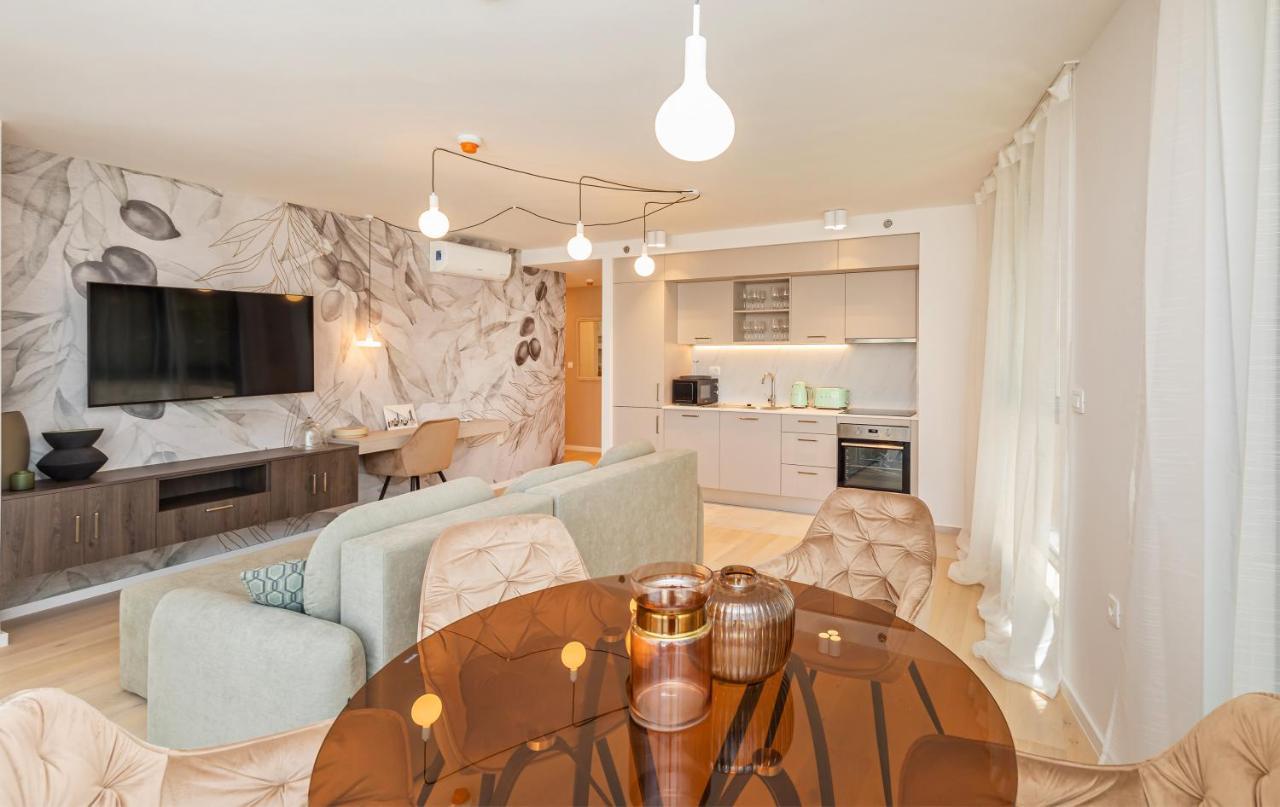 Sunny Lol Port Apartments In The City Centre Дубровник Екстериор снимка