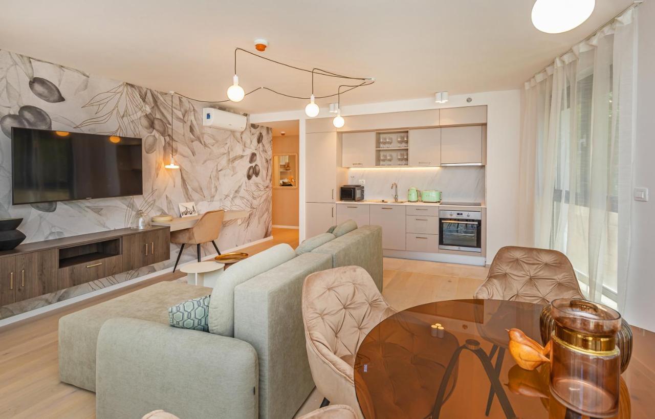 Sunny Lol Port Apartments In The City Centre Дубровник Екстериор снимка