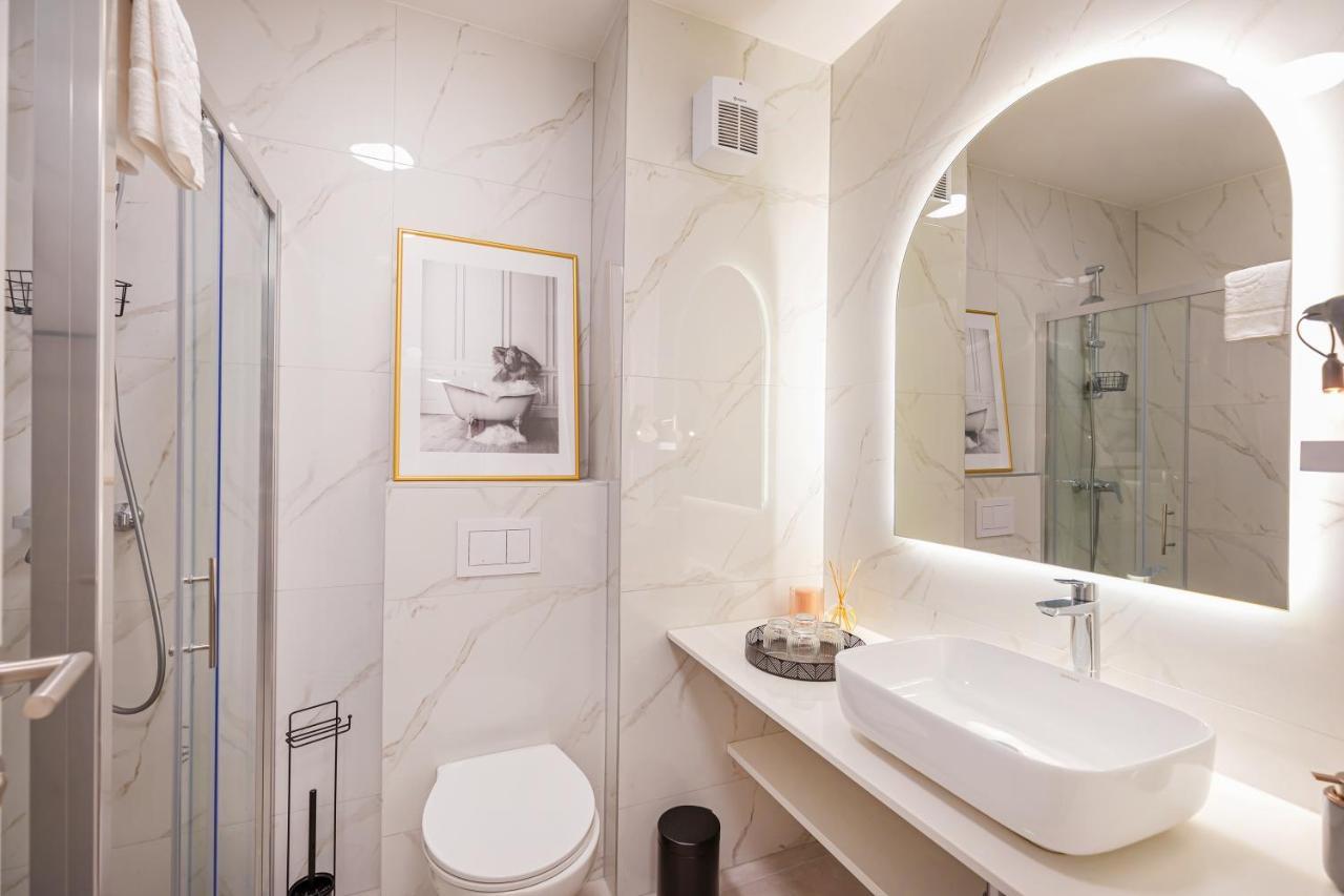 Sunny Lol Port Apartments In The City Centre Дубровник Екстериор снимка