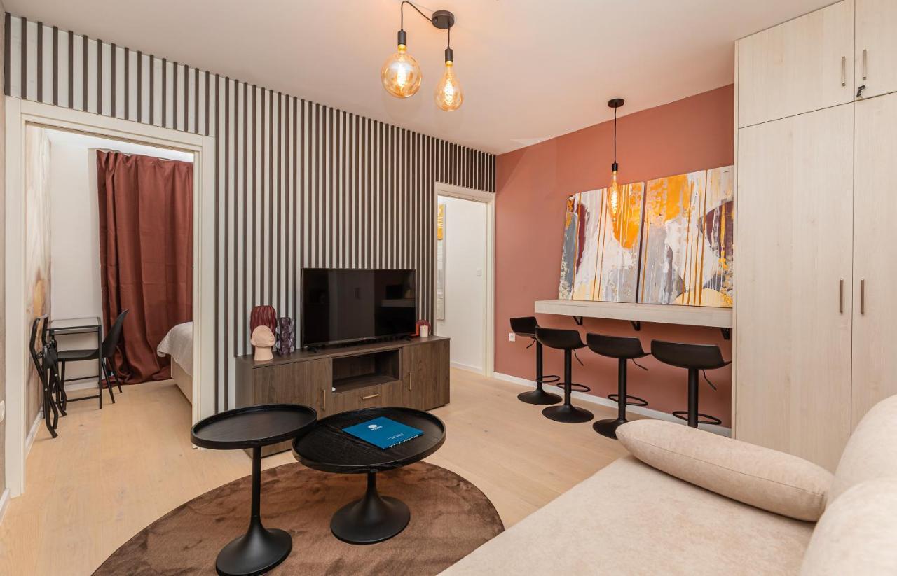 Sunny Lol Port Apartments In The City Centre Дубровник Екстериор снимка