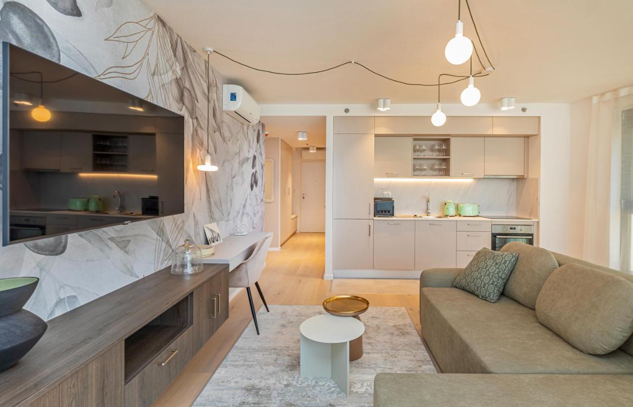Sunny Lol Port Apartments In The City Centre Дубровник Екстериор снимка